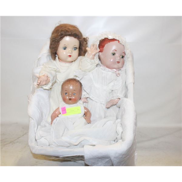 VINTAGE 1940'S RELIABLE DOLLS, MADE IN CANADA, BAPTISM GOWNS, NEW HAND-KNITTED BLANKET & BASKET, COL