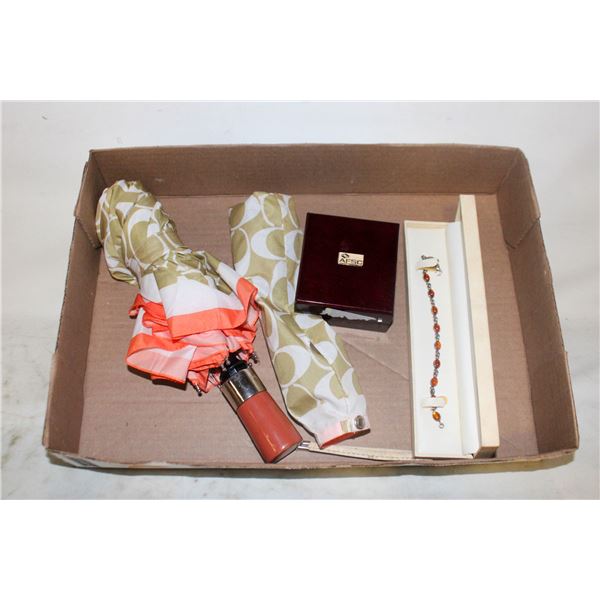 FLAT WITH REPLICA COACH UMBRELLA+ESTATE JEWELRY