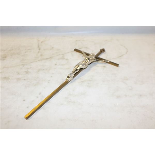 VINTAGE BRASS CRUCIFIX WITH "INIR" INSCRIPTION AT THE TOP, 10", RELIGIOUS