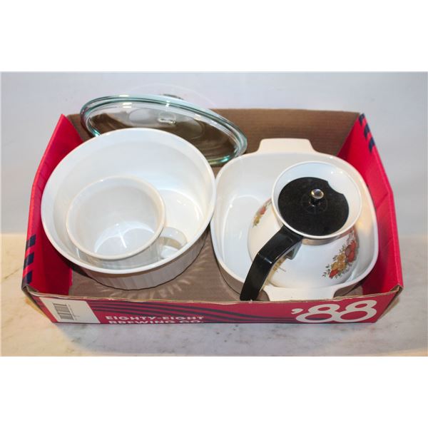 CORNINGWARE TEAPOT, CORNINGWARE CASSEROLE DISHES & CORNINGWARE MUG, 6 PIECES