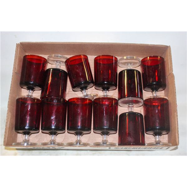 1970'S RUBY RED 12- SET LUMINARC CAVALIER