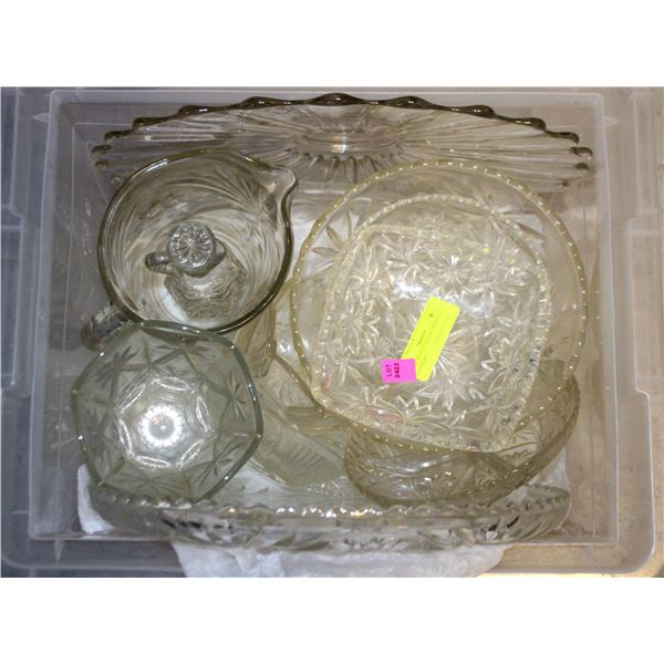 1960'S CRYSTAL GLASS (18 PIECES) STARBURST, STAR OF DAVID & PINWHEEL - PLATTERS, VASES, CANDY DISHES