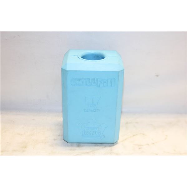 CHEW KING DOG TREAT TOY RUBBER FILLABLE