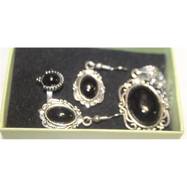 NEW NECKLACE AND RING WITH EARRINGS