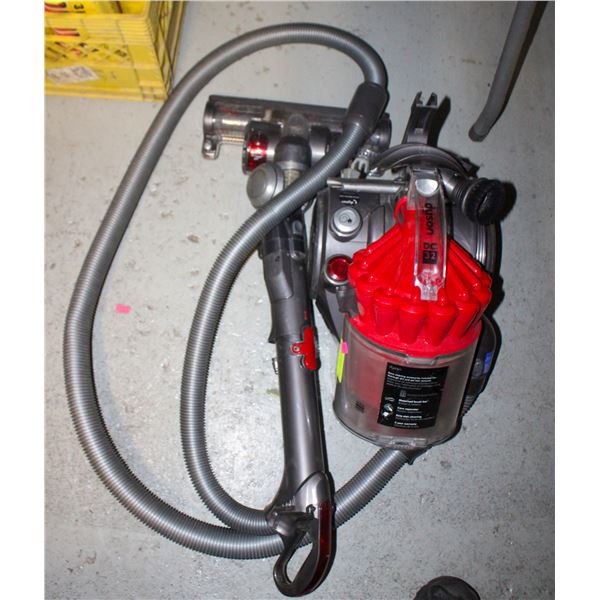 DYSON DC32 VAC