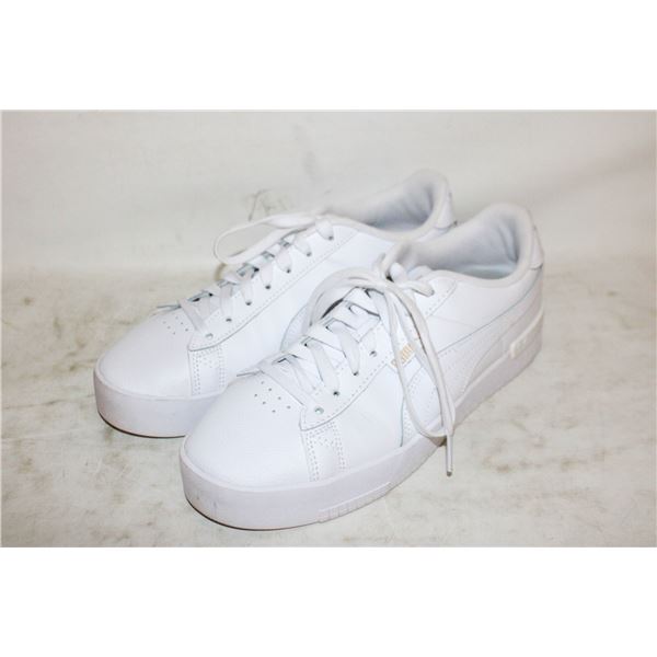 PUMA WOMENS COURT SHOE SIZE 10