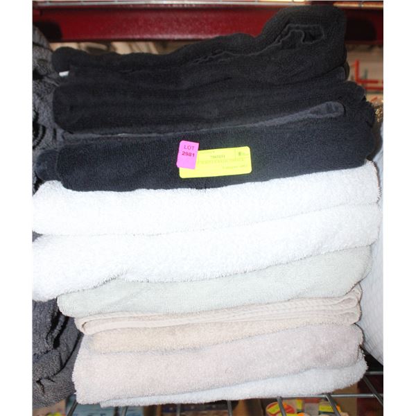 LOT OF SURPLUS BATH TOWELS