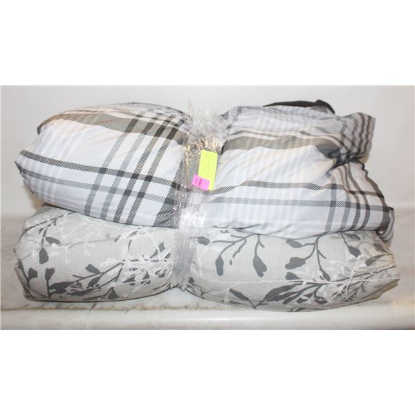 2 TWIN SIZE DUVETS WITH COVERS