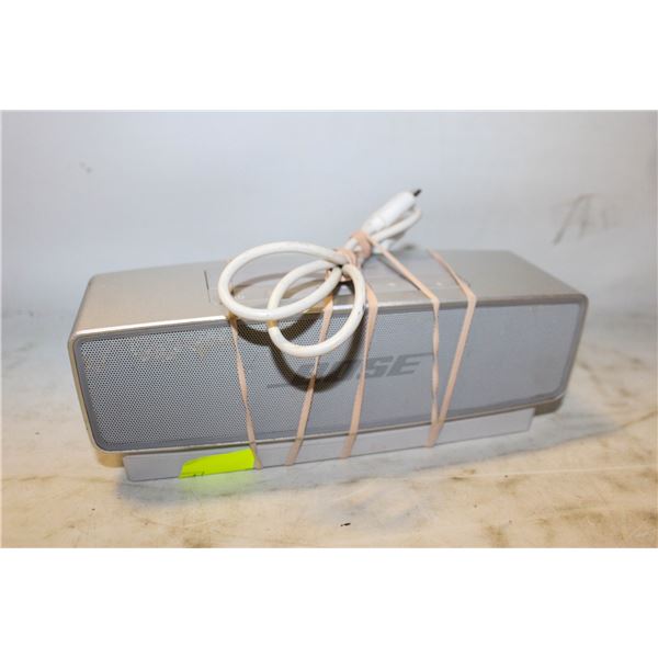 BOSE SOUNDLINK MINI II WITH CHARGING