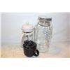 Image 1 : LOT OF BODUM FRENCH PRESS, MILK FROTHER AND