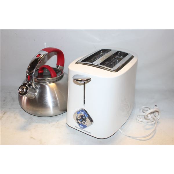 LOT OF KETTLE & HAMILTON BEACH 2 SLICE TOASTER