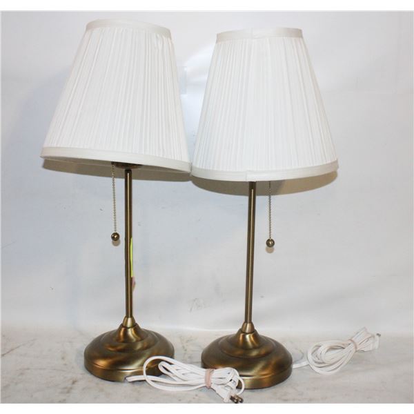 PAIR OF BEDSIDE LAMPS