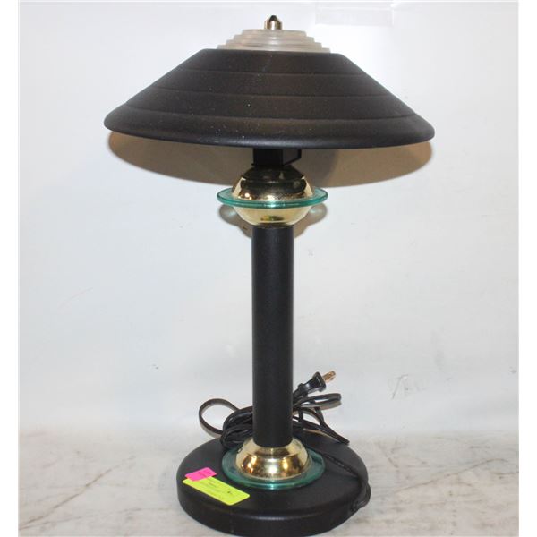 VINTAGE ART DECO LAMP