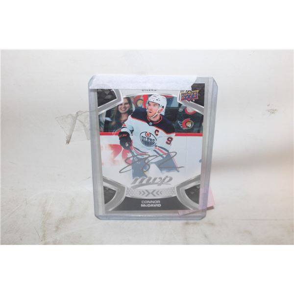 OILERS' CONNOR MCDAVID SILVERSCRIPT AUTO CARD