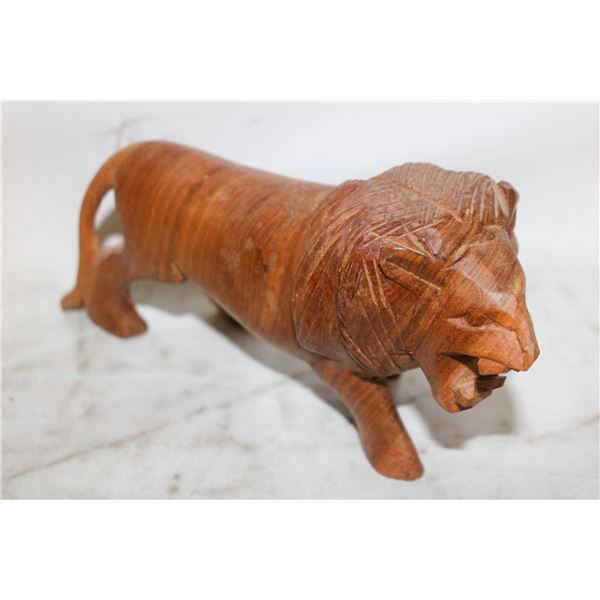 VINTAGE HAND CARVED WOODEN LION