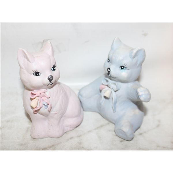 2 VINTAGE CERAMIC CATS