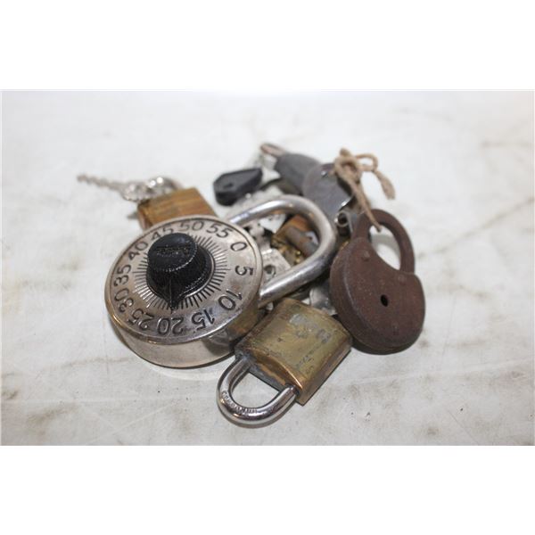 PADLOCKS WITH KEYS AND COMBINATION LOCK