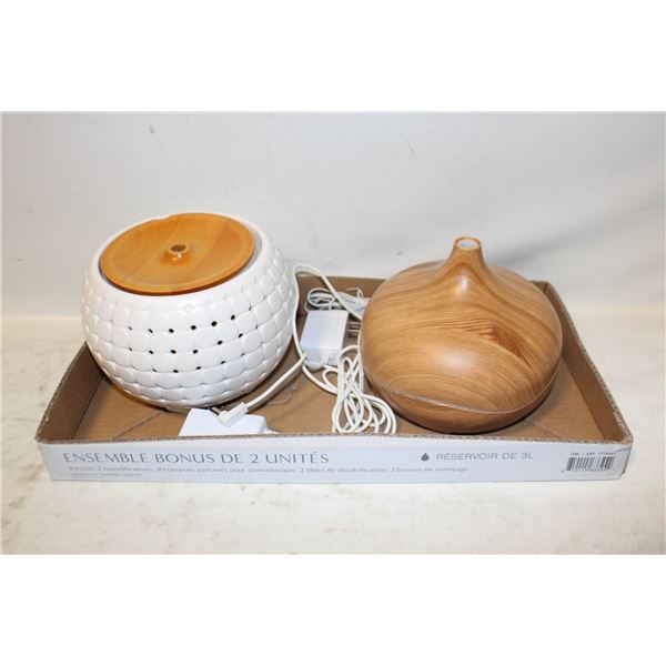 LOT OF 2 AROMATHERAPY DIFFUSERS