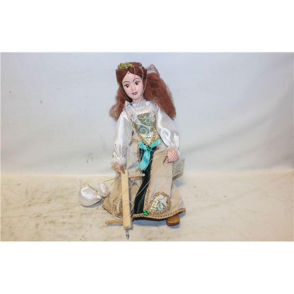 VINTAGE PRAHA ORIGINAL CZECH MARIONETTE HAND