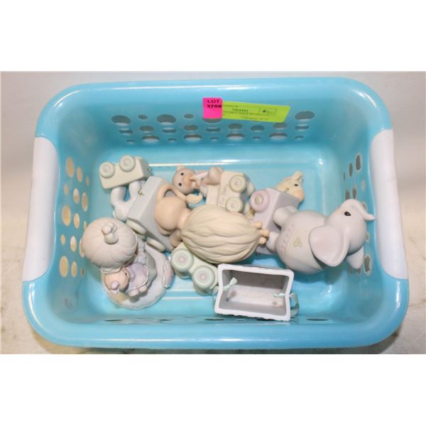 LOT OF VTG PRECIOUS MOMENTS FIGURINES