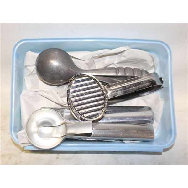 VINTAGE ICE CREAM SCOOPS/GARLIC PRESS/ EGG SLICER
