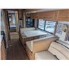 Image 15 : OFF SITE: 1998 FLEETWOOD BOUNDER 36' MOTORHOME