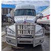 Image 2 : REPO: 2023 KENWORTH T680 HIGHWAY TRACTOR