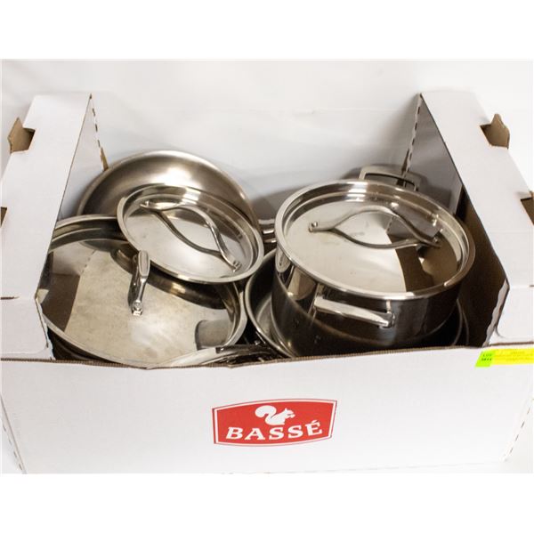REBOXED 10PC KIRKLAND CLAD STAINLESS COOKWARE SET