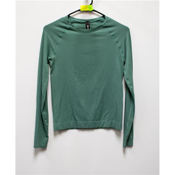 MONDETTA LIGHT WEIGHT LONG SLEEVE TOP SIZE XS