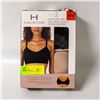 Image 1 : 2 PC OF HALSTON SEAMLESS BRA SIZE MED