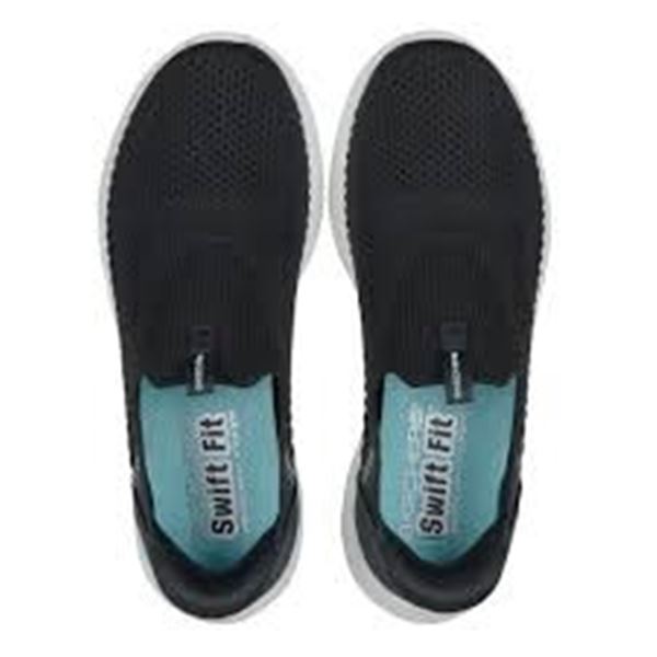 NEW SKECHERS WOMENS ULTA FLEX SHOE SIZE 6 BLACK