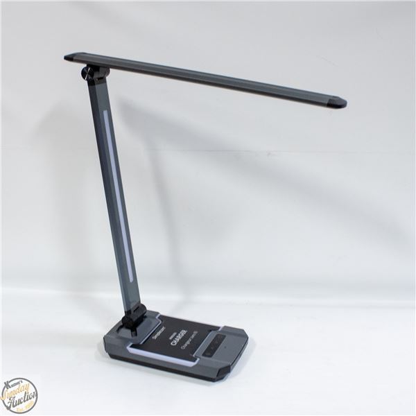 LED DESK LAMP WITH WIRELESS CHARGING