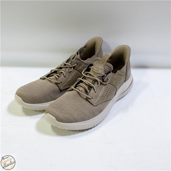 NEW MENS SKECHERS SLIP ON SHOES SIZE 8