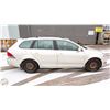 Image 4 : UNRESERVED! 2011 VOLKSWAGEN GOLF UTILITY