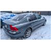 Image 4 : BAILIFF SEIZED: 2002 VOLVO S60