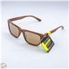 Image 1 : PAIR OF FOSTER GRANT SUNGLASSES