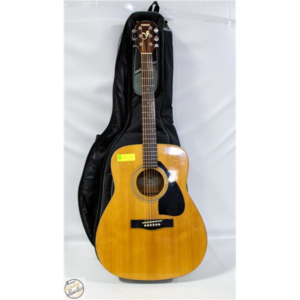 YAMAHA ACOUSTIC 404 WITH SOFT CASE