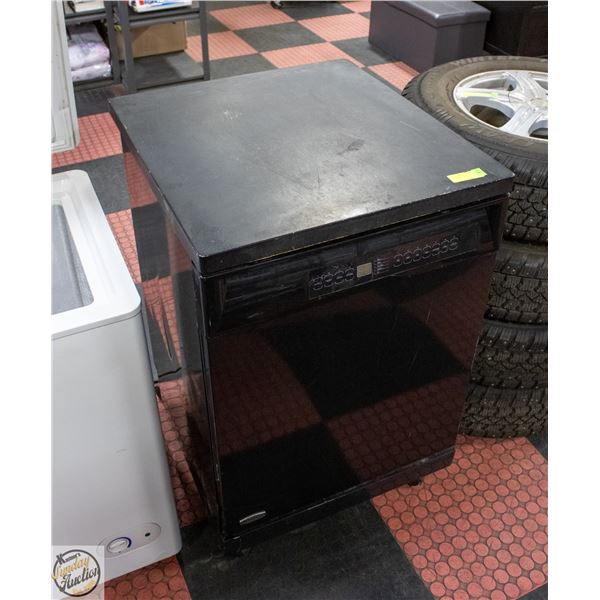 ESTATE BRADA PORTABLE DISHWASHER - EASY ROLL,