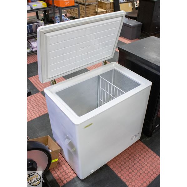 WHITE DANBY "DIPLOMAT" CHEST FREEZER DCF