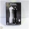 Image 1 : NEW COSTCO SALT & PEPPER MILLS