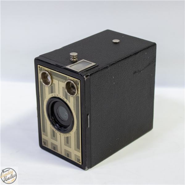 VINTAGE KODAK BROWNIE JUNIOR