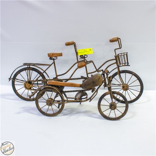 PAIR OF METAL AND WOOD BICYCLE DECOR