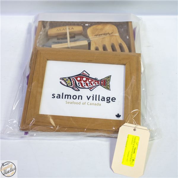 CERAMIC & WOOD SALMON BOX - CONTENTS