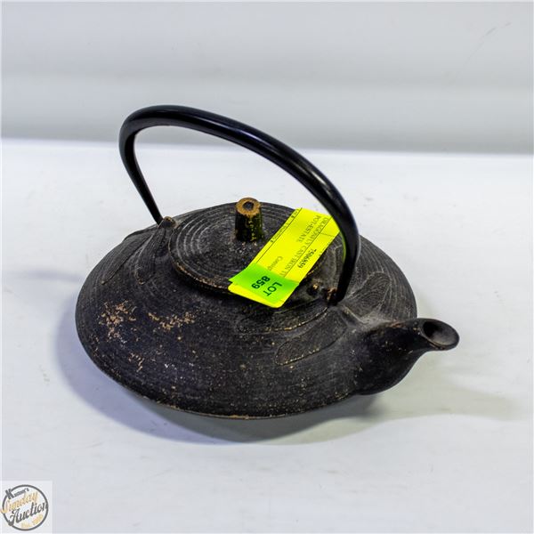 DRAGONFLY CAST IRON TEA POT-ESTATE