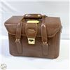 Image 1 : VINTAGE CAMERA TRAVEL CASE-ESTATE