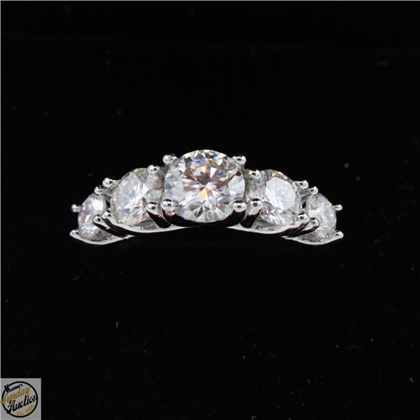 #4041-3.60 CT TW GRA CERTIFIED ROUND