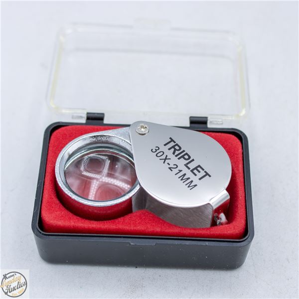 #4078-JEWELLERS LOUPE TRIPLET 30 X 21 MM