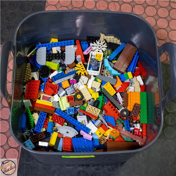 LARGE TUB FULL OF LEGO