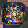 Image 1 : LARGE TUB FULL OF LEGO