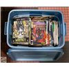 Image 1 : TOTE FULL OF COMIC BOOKS MOSTLY MARVEL COMICS